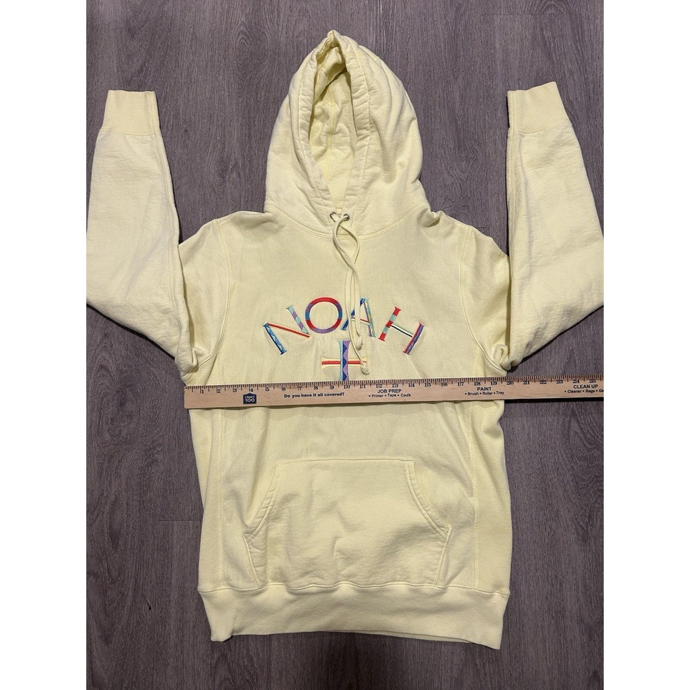Noah Yellow Core Logo Hoodie Mens Medium Pullover Embroidered - Picture 5 of 8